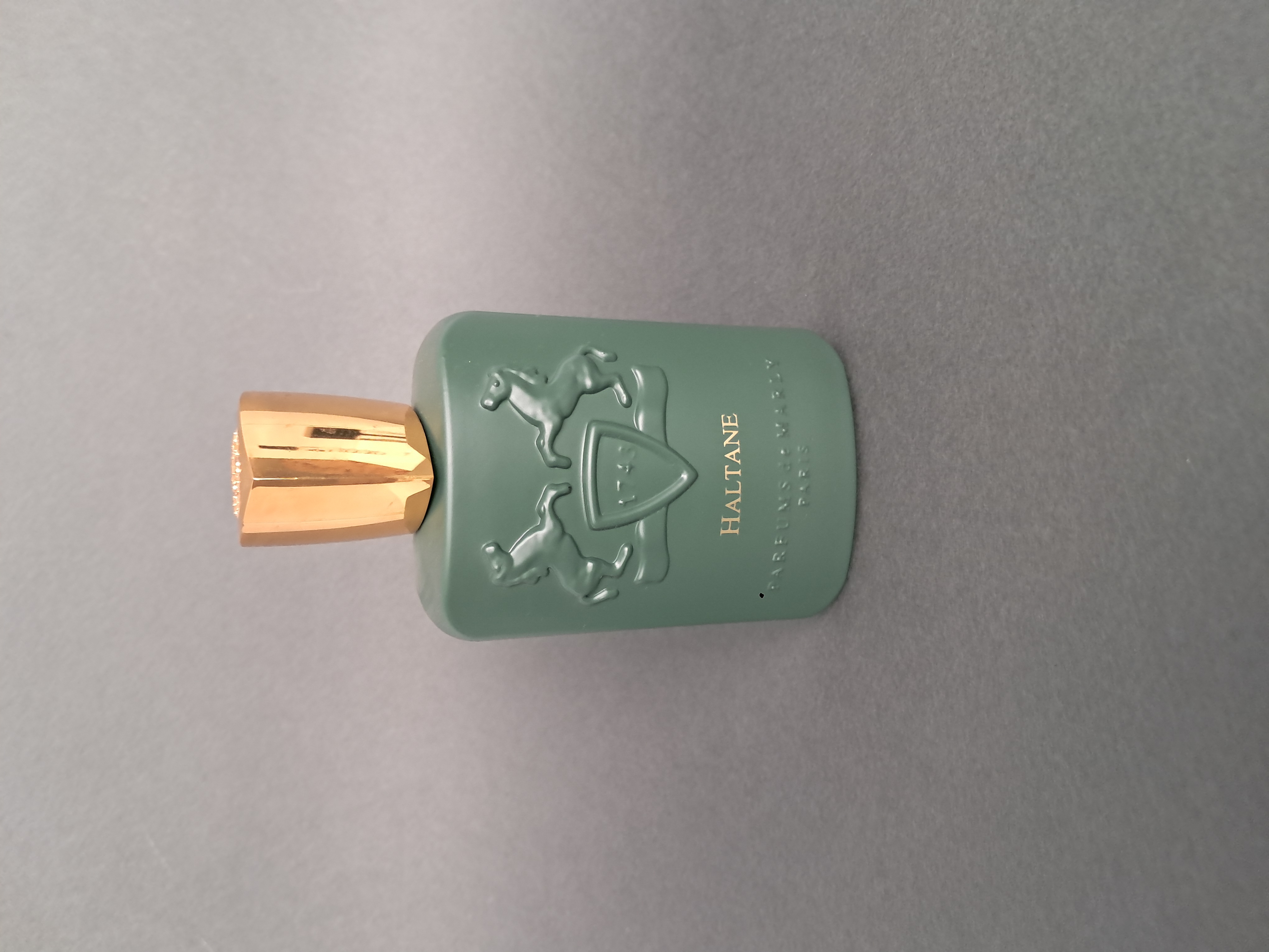 عطر ادکلن پارفومز د مارلی هالتانه